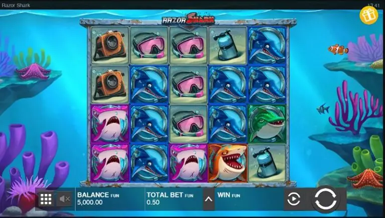 Razor Shark five-reel layout with shark and diving equipment symbols